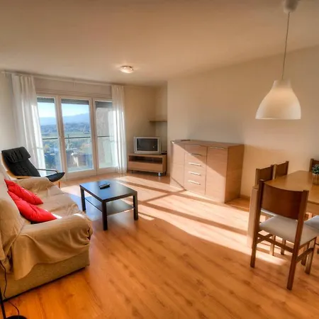 Plaza De La Vila By Hello Homes Cerdanya * Puigcerdà