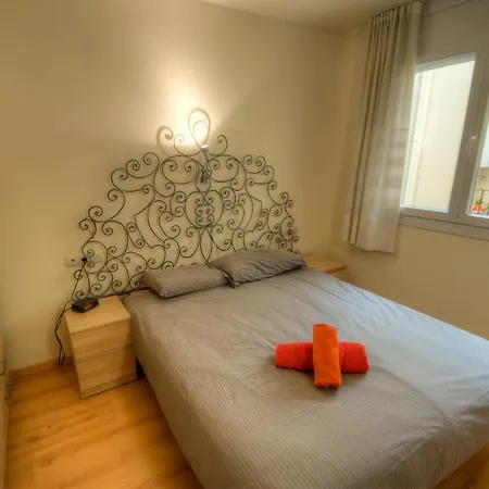 Plaza De La Vila By Hello Homes Cerdanya Apartamento Puigcerdà