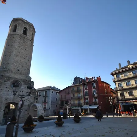 Plaza De La Vila * Puigcerda